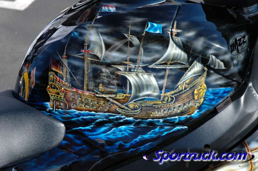 Arabalardaki �izimlere Bak�n Harika